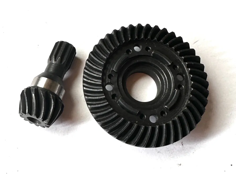 ROZBALENO STXM1200F-BK X-Maxx 6S X-Maxx 8S Chrome steel spiral bevel gear front - 1pc set