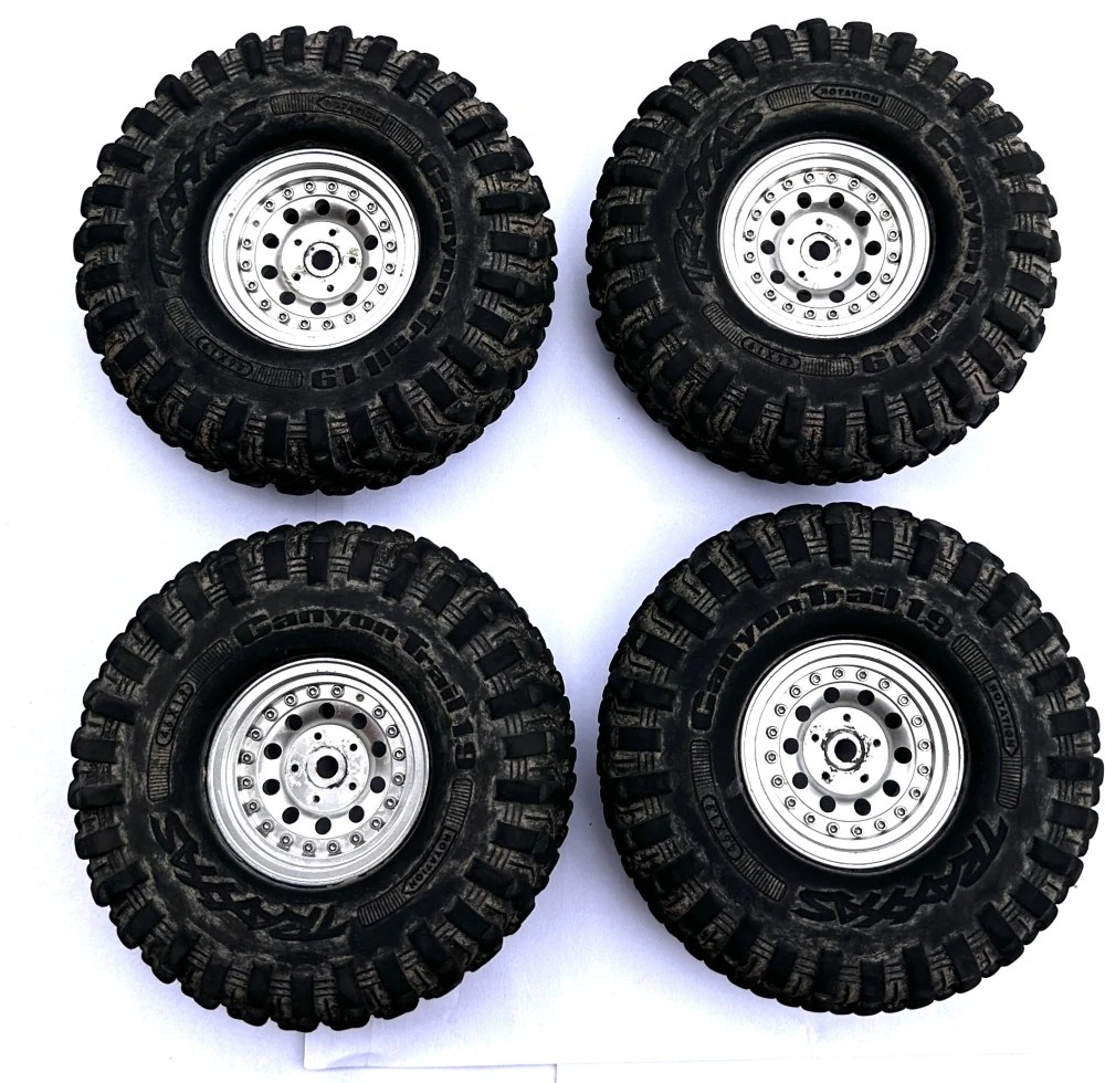 BAZAR - kovové beadlock disky + pneu Traxxas Canyon Trail 1.9" + vložky DualStage PL