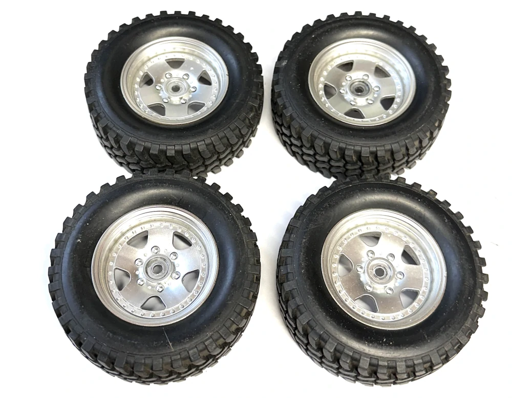 BAZAR - sada 1.9" kol Tamiya "puky" 87x32mm