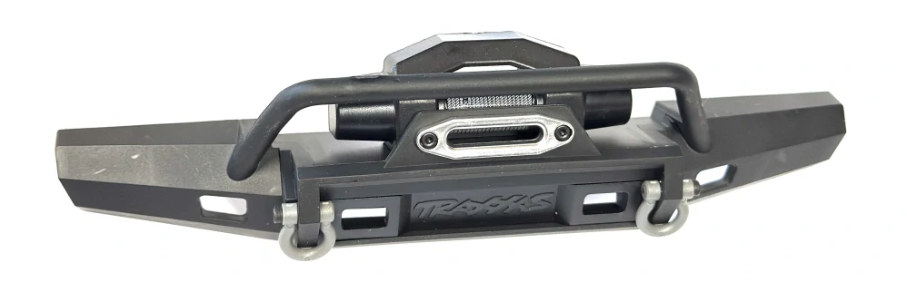 Traxxas přední nárazník pro naviják s šekly a maketou navijáku(šířka 200mm)