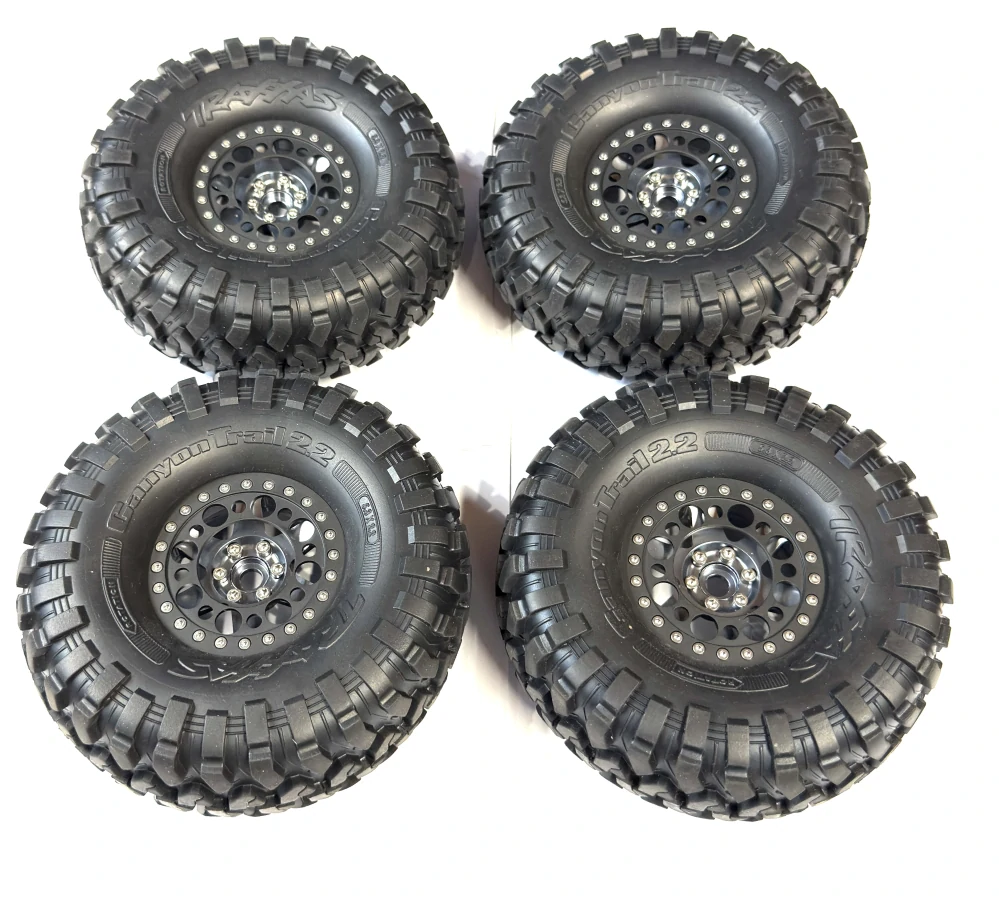 kovové beadlock disky 2.2"+ 4x pneu Traxxas Canyon Trail 135x56mm