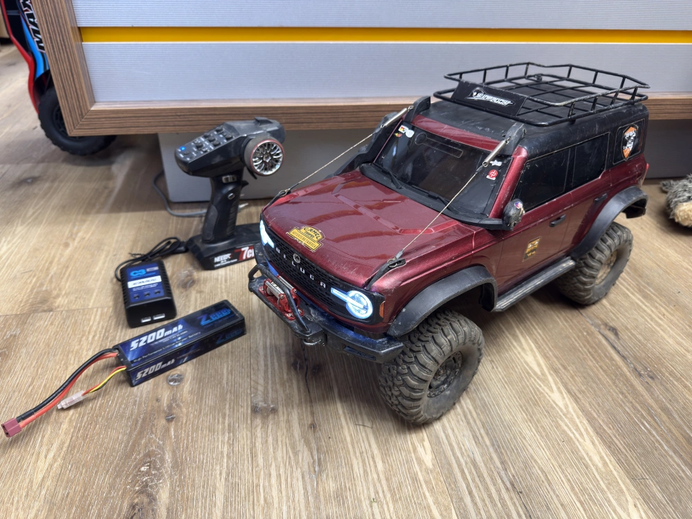 BAZAR RC expedice Beluga (traxxas trx-4) 1:10 včetně aku a nabíječ