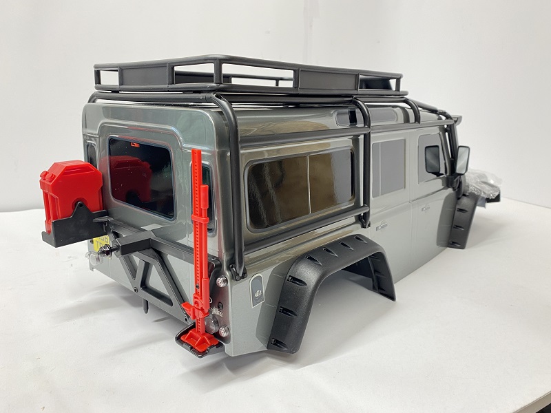 Traxxas kompletní karosérie Land Rover Defender šedá: TRX-4