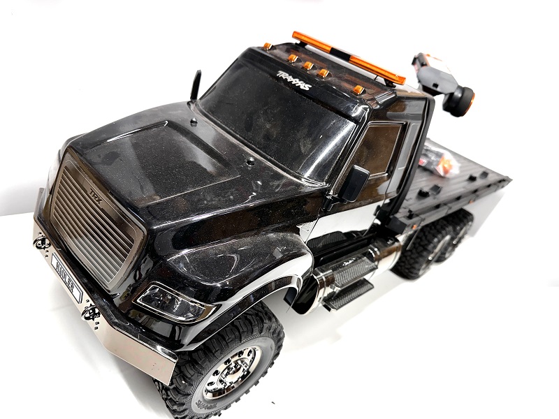 zánovní Traxxas TRX-6 Hauler 6x6 v tunningu