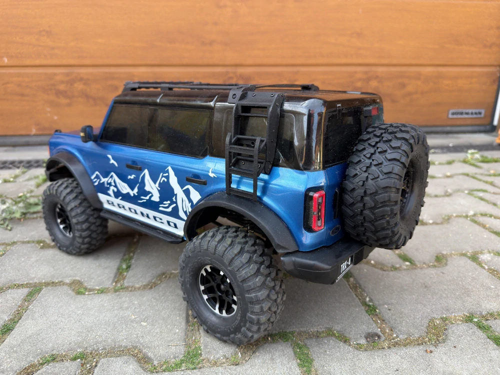 BAZAR - Traxxas TRX-4 Bronco 2021 v tuningu - stříďák, PROScale