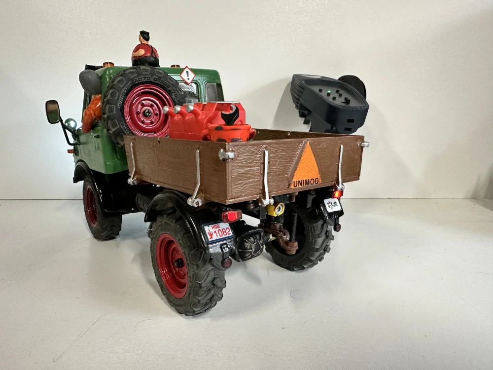 ZÁNOVNÍ FMS Unimog FCX24 Power Wagon 1/24