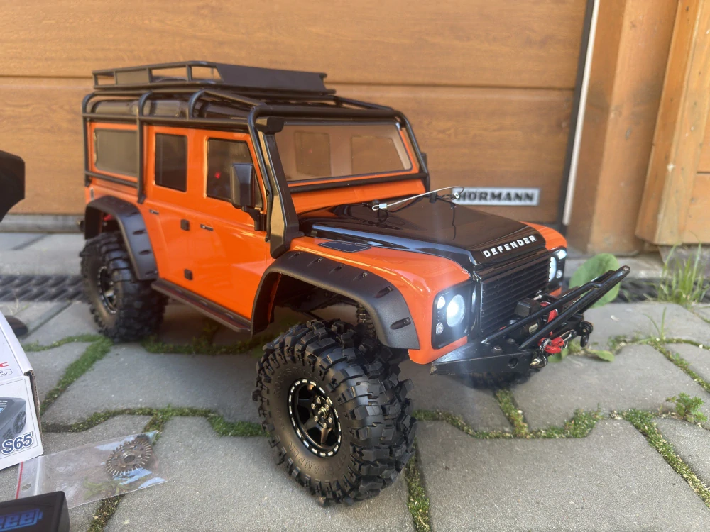 Traxxas TRX-4 Defender komplet set v tuningu