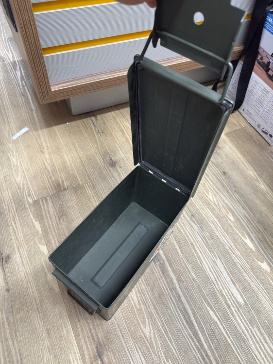 ochranný kovový obal/box pro LiPo baterie