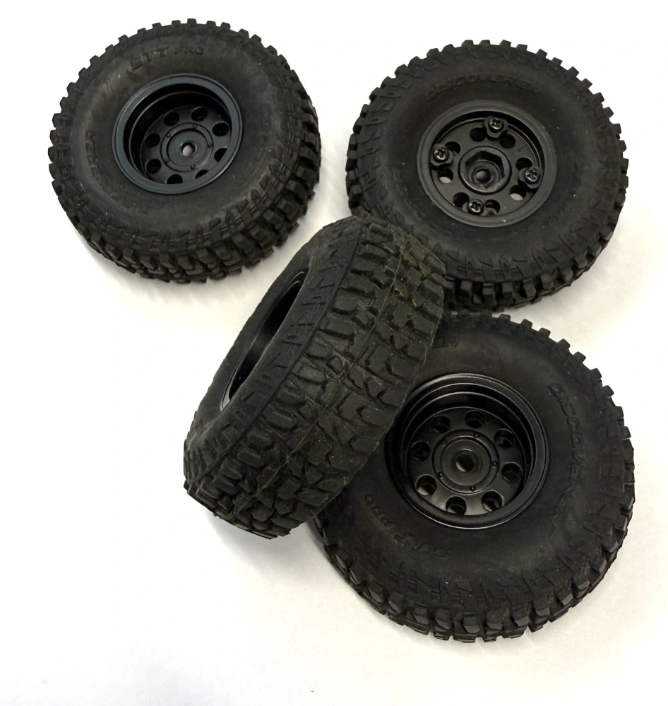 těžké deepdish beadlock disky 1.0" + pneu Cooper 55x22mm