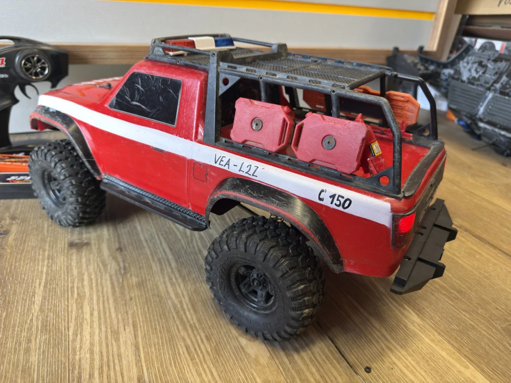 BAZAR Traxxas TRX-4 Sport komplet set 2x aku + nabíječ