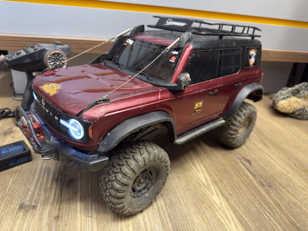 BAZAR RC expedice Beluga (traxxas trx-4) 1:10 včetně aku a nabíječ