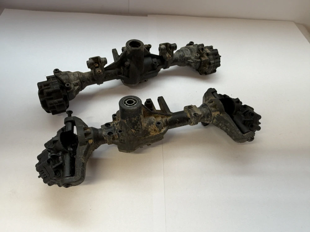 BAZAR sada Traxxas TRX-4 obalů náprav