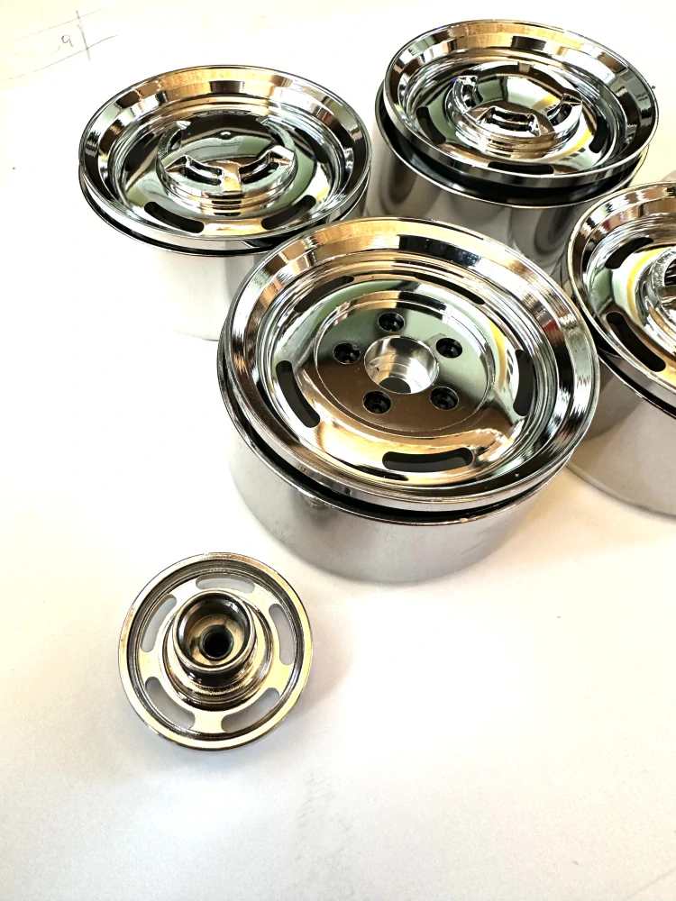 kovové chromové beadlock disky 1.9" 4ks 