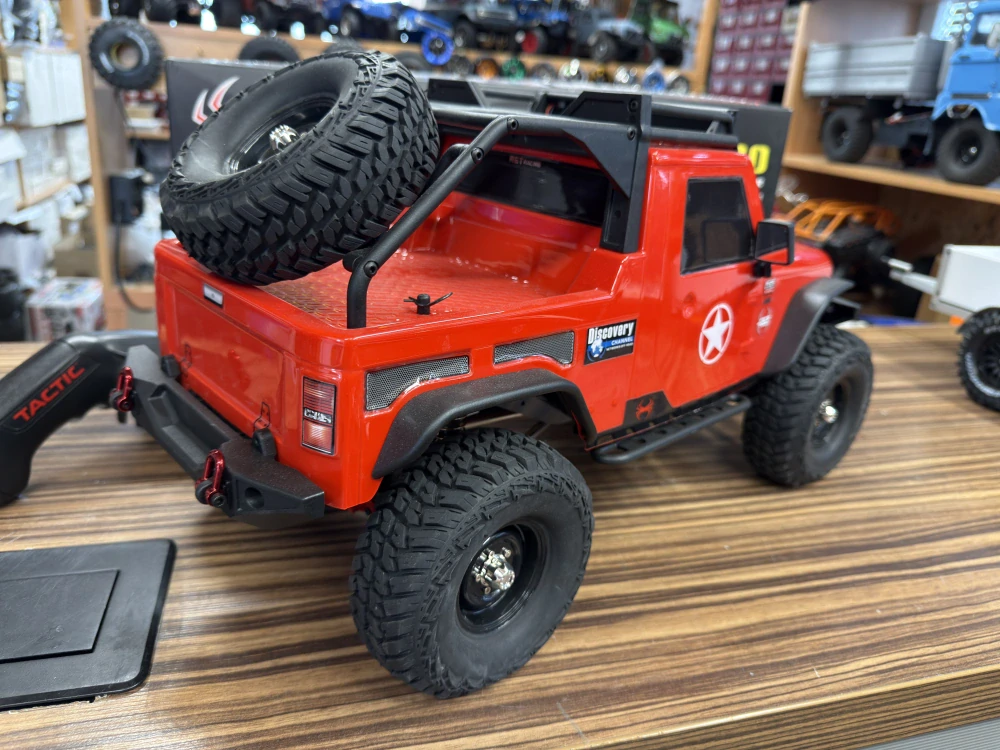 ROCK CRUISER PRO 1/10 - komplet s elektrem, Červená