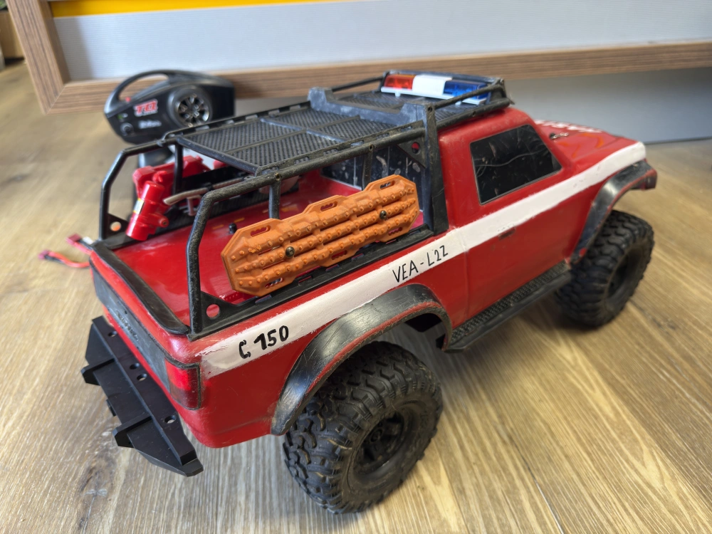BAZAR Traxxas TRX-4 Sport komplet set 2x aku + nabíječ