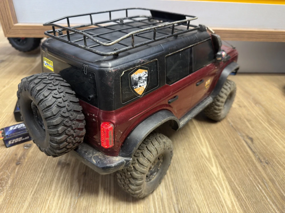 BAZAR RC expedice Beluga (traxxas trx-4) 1:10 včetně aku a nabíječ