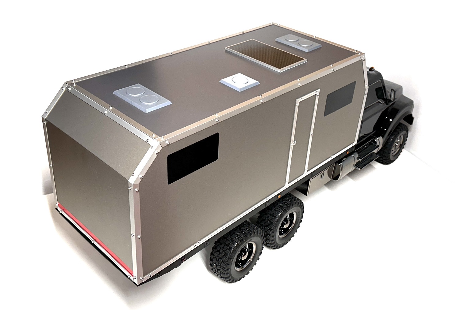 nástavba na TRX-6 Hauler