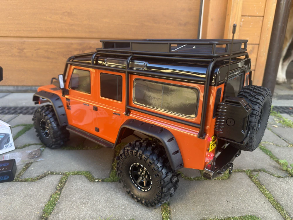 Traxxas TRX-4 Defender komplet set v tuningu