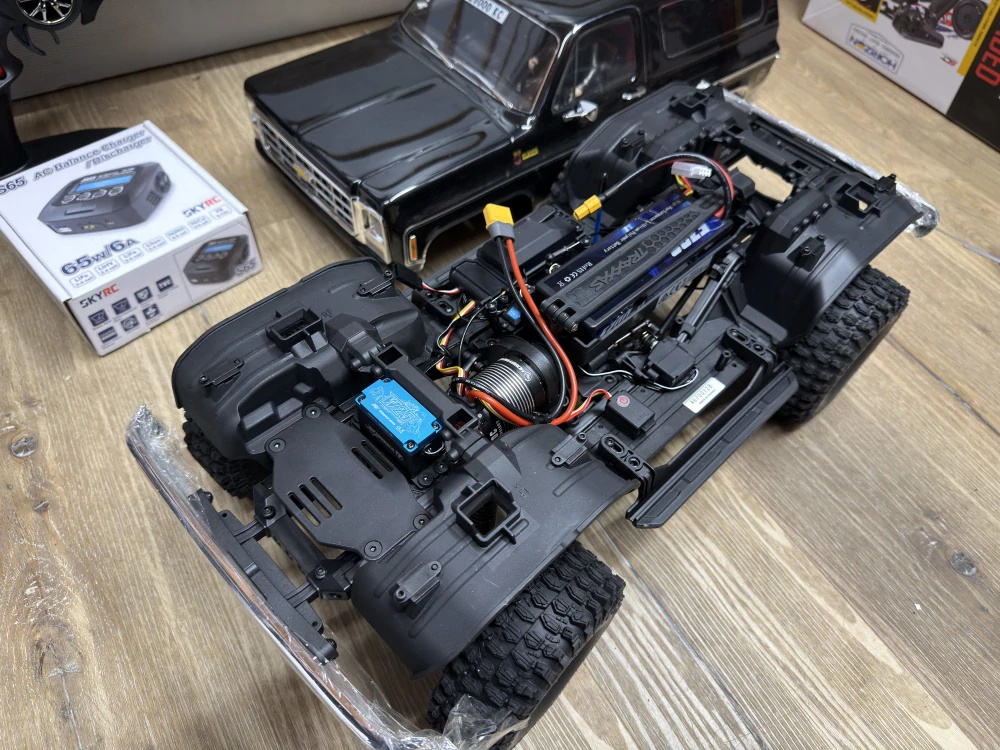 Traxxas TRX-4 Blazer K5 komplet set v tuningu