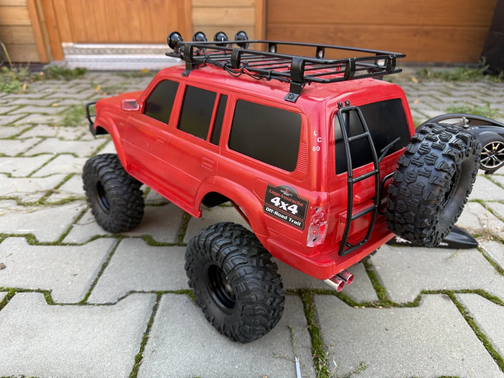 ZÁNOVNÍ Traxxas TRX-4 Toyota LC80 ABS lift kit v tuningu