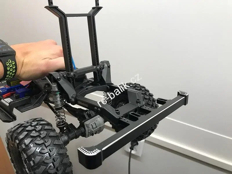 zadní (přední) kovový nárazník pro TRX-4