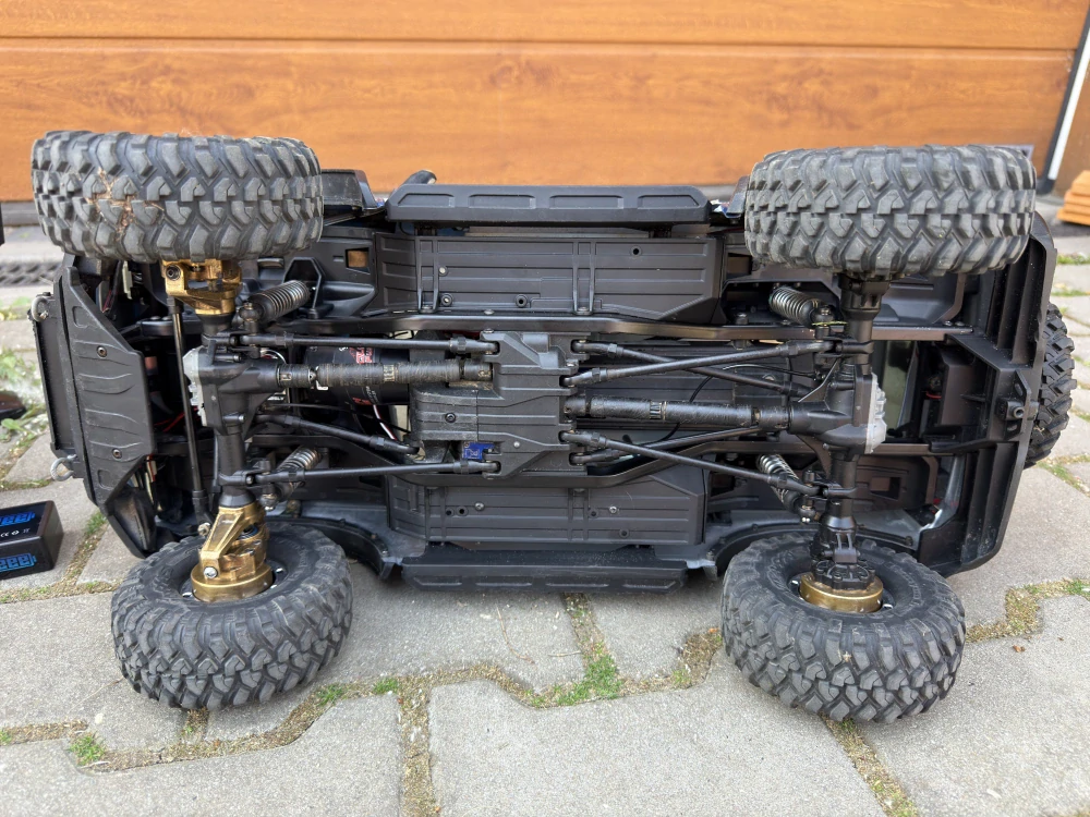 BAZAR - Traxxas TRX-4 Bronco 2021 v tuningu - stříďák, PROScale