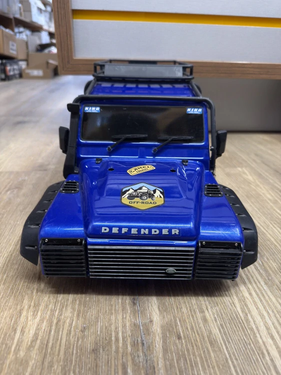 ZÁNOVNÍ - Traxxas kompletní karosérie Land Rover Defender modrá: TRX-4 v tuningu