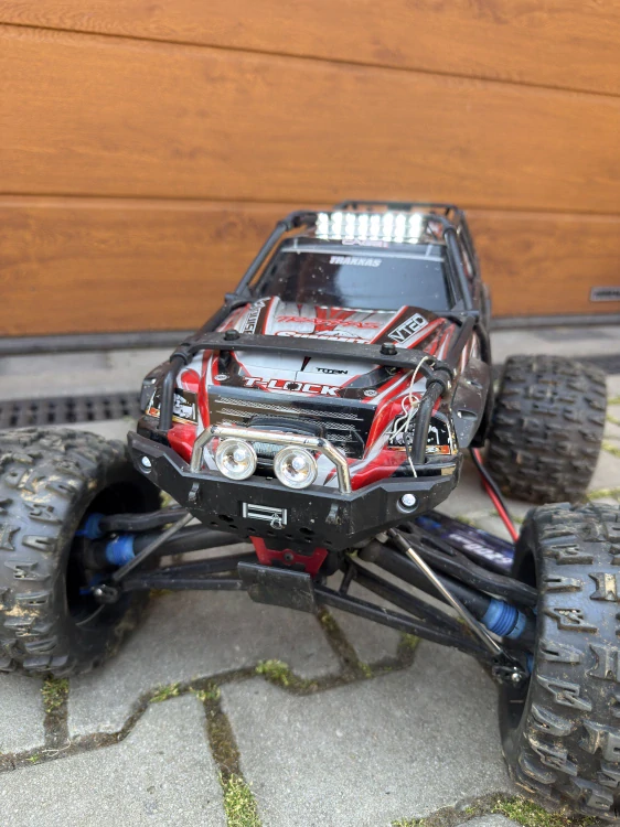 Traxxas Summit 1/8 Brushless 