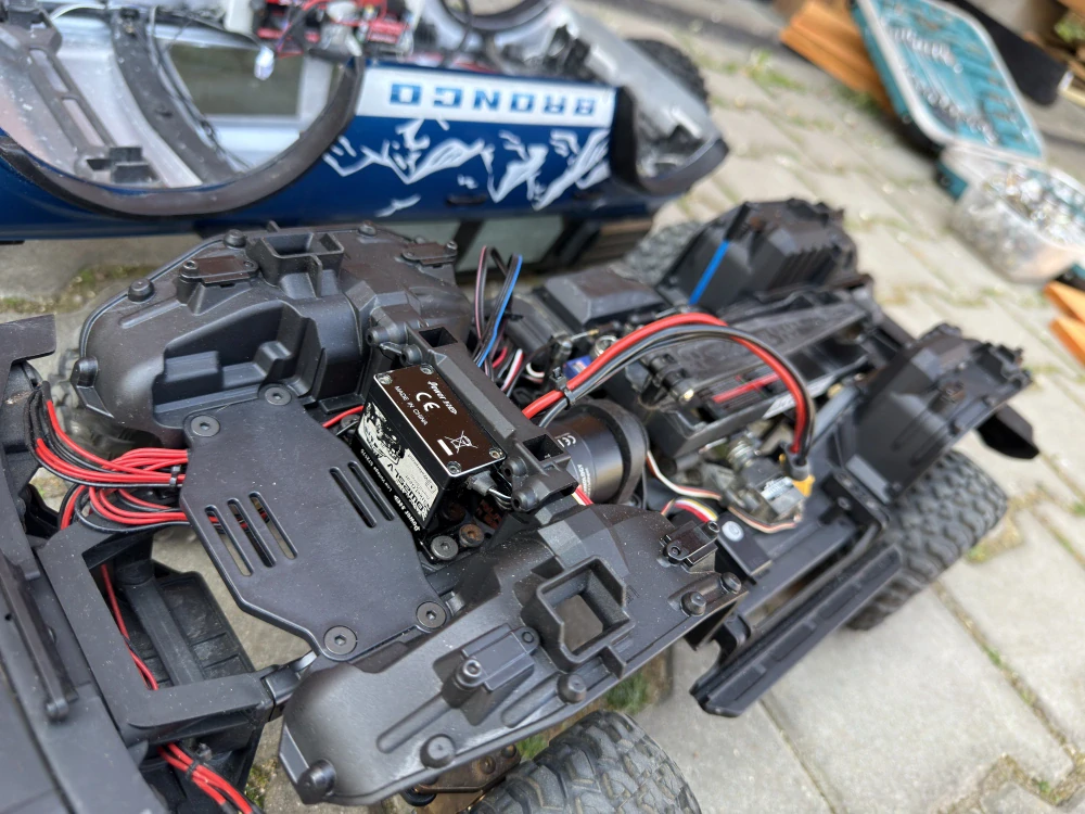 BAZAR - Traxxas TRX-4 Bronco 2021 v tuningu - stříďák, PROScale