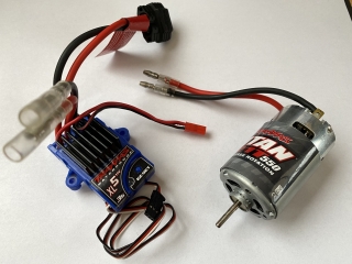 nové Traxxas XL-5 HV + Titan 21T 550