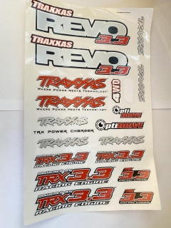 polepy TRAXXAS v8