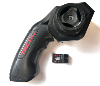 BAZAR 2 kanálová RC souprava Tactic ttx200 + přijímač tr325