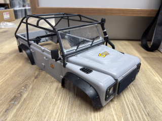 ZÁNOVNÍ - ABS karoserie Land Rover Defender 324mm